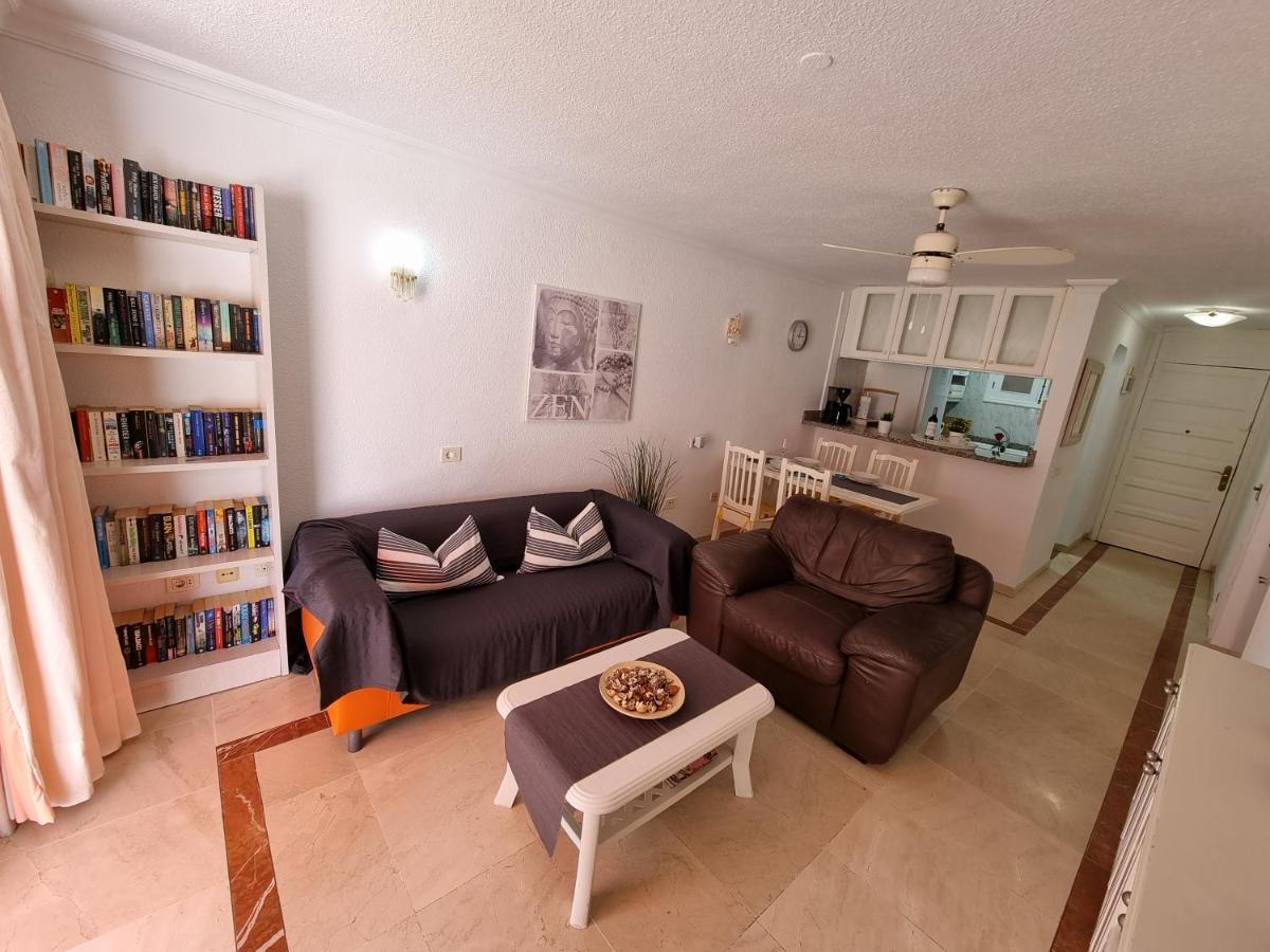 Casa Teide, Ground Floor Apartment Parque Santiago 1, Heated Pool, 100 M To Sea And Beach, Wifi Playa de las Americas  Exterior photo